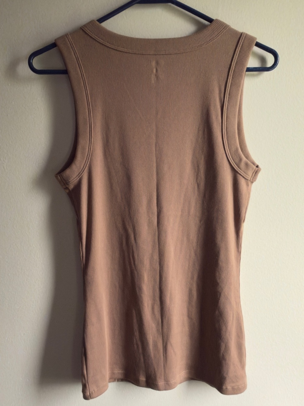 🌺 5/$35🌺 Sonoma Tan Ribbed V-Neck Tank Top - Picture 2 of 6